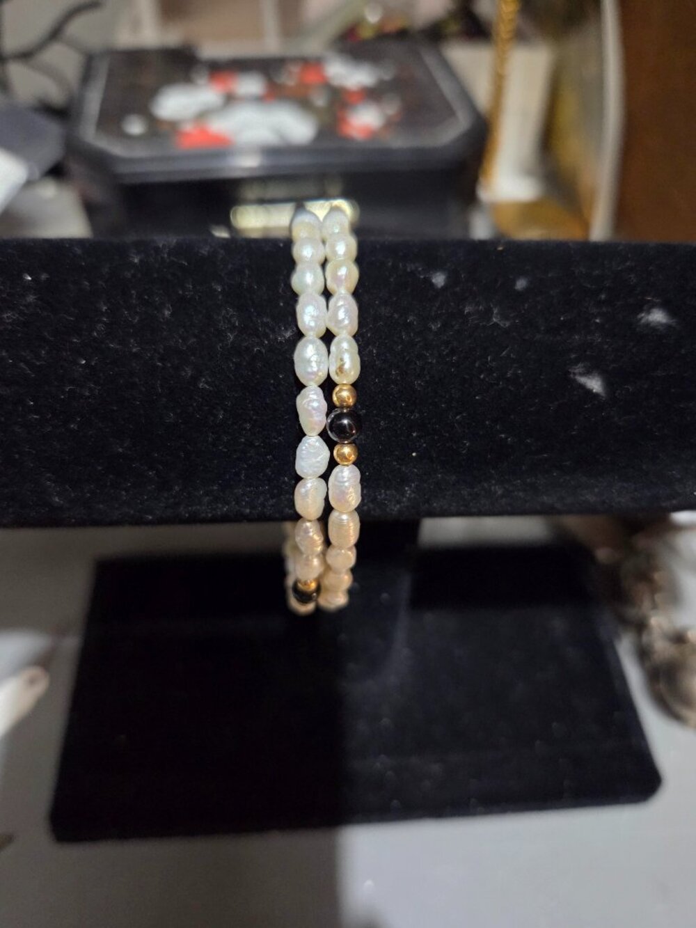 Pearl bracelet